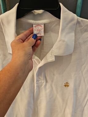 Brooks Brothers White Polo with Gold Bee Crest
